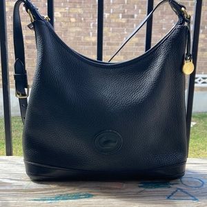 Vintage black Dooney and Bourke hobo handbag